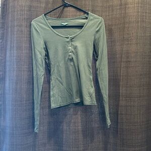 Wild fable long sleeve